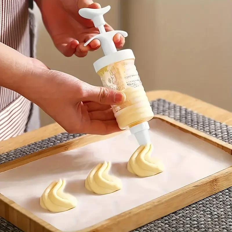 Creative Cake Decorating Kit with Portable Tools