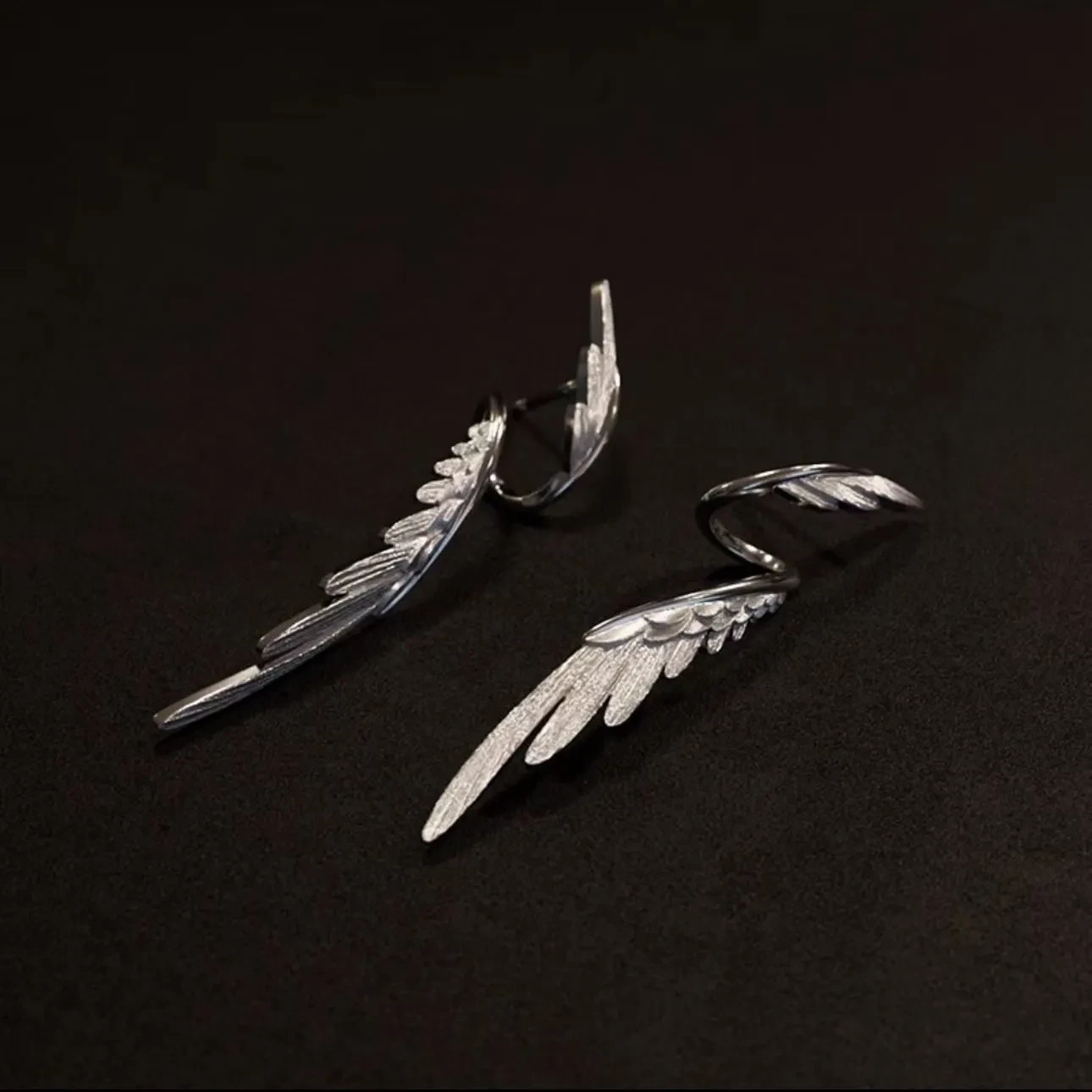 Minimalist And Cool Retro Feather Earrings