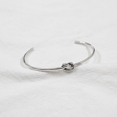 Simple Craft Single Knot Bangle Bracelet