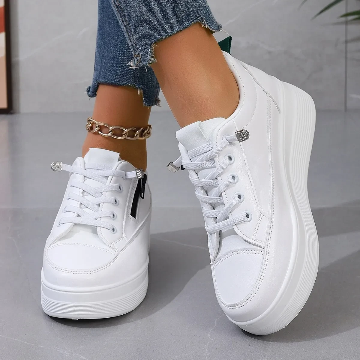 Casual Low-top Sports Shoes