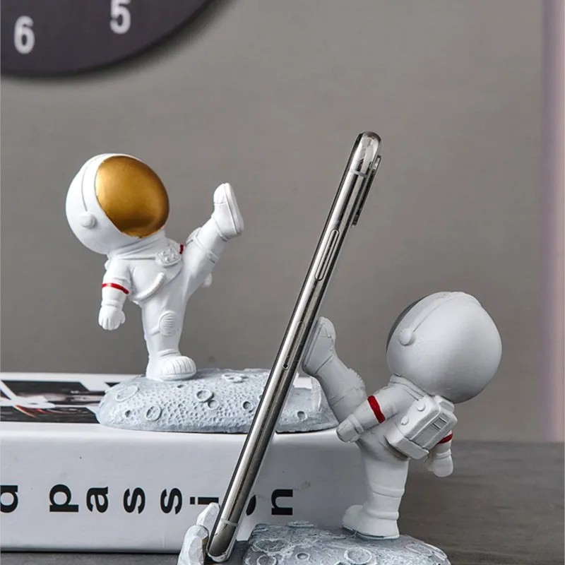 Nordic Style Astronaut Mobile Phone Stand