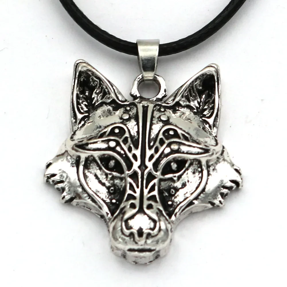 Necklace wolf pendant