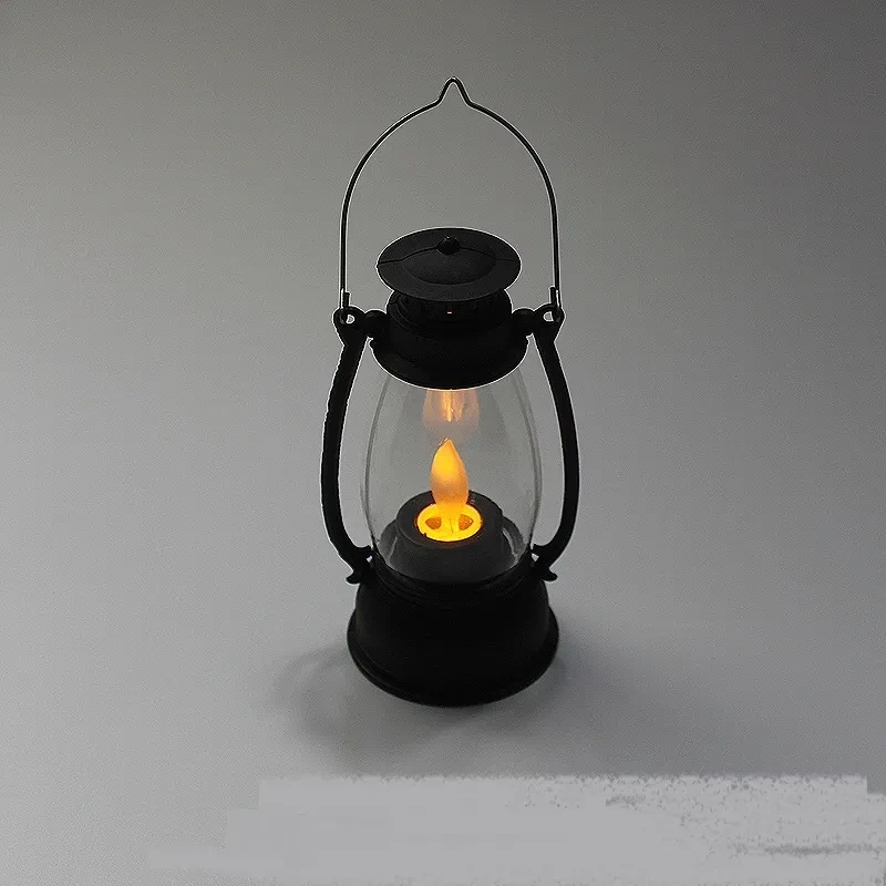 The Candlelight Can Shake The Retro Lantern