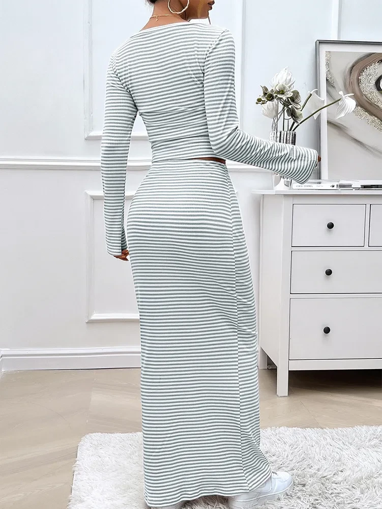 Women's Casual Contrast Color Striped Knitted Long-Sleeve Dress Set