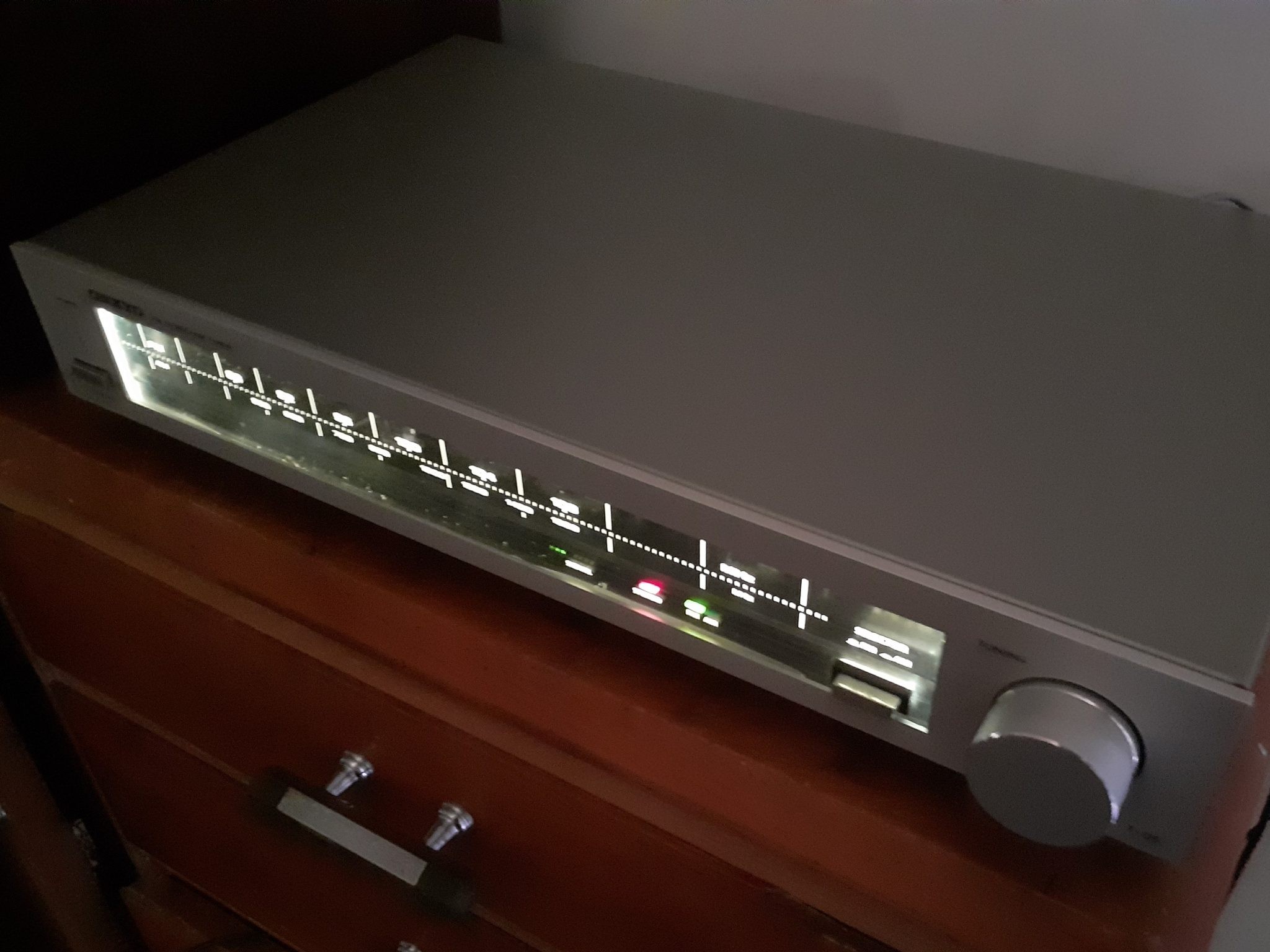 Onkyo Stereo FM/AM Tuner T-05