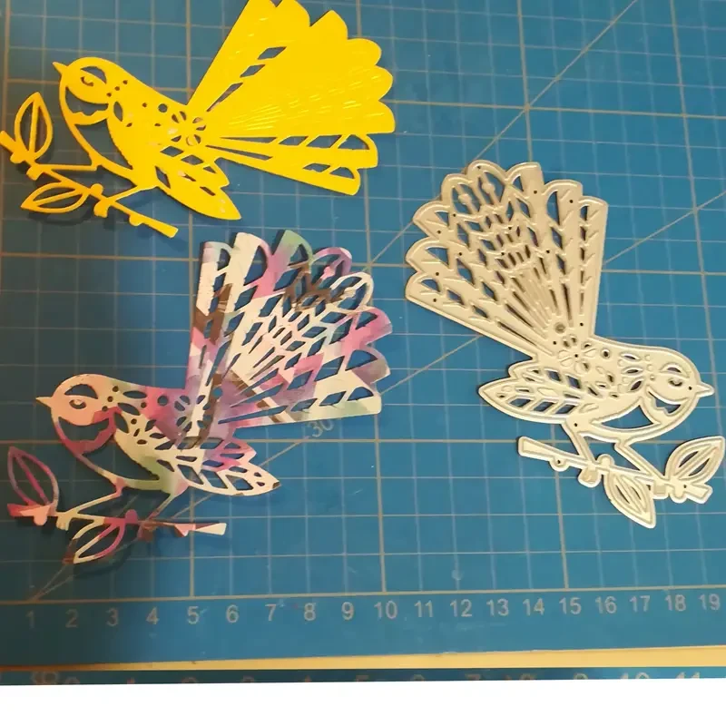 Silvery Carbon Steel Bird & Floral Cutting Dies  10.16x9.4cm Embossing Stencil Set