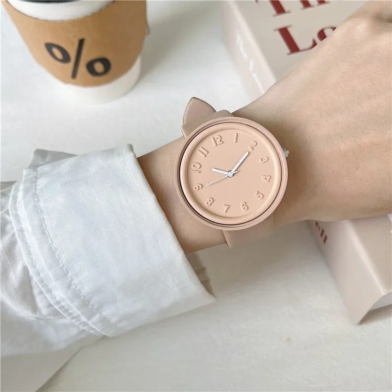 Women Quartz Watch  Macaron Color Retro Digital Wristwatch