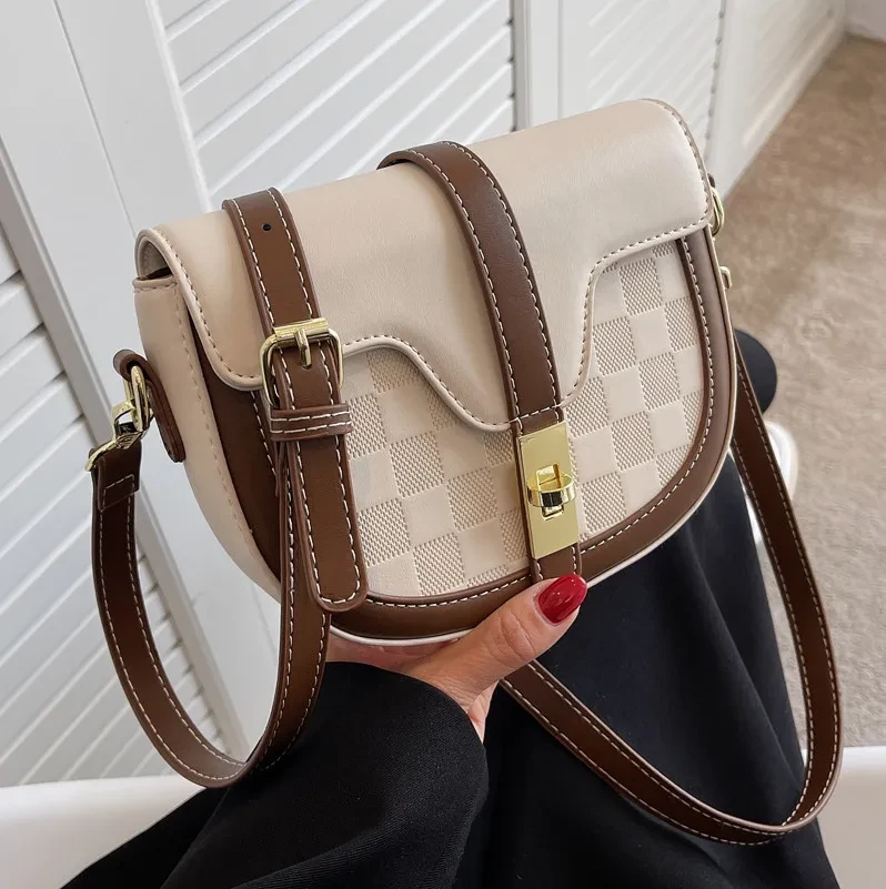 Women's Niche Messenger Saddle Bag