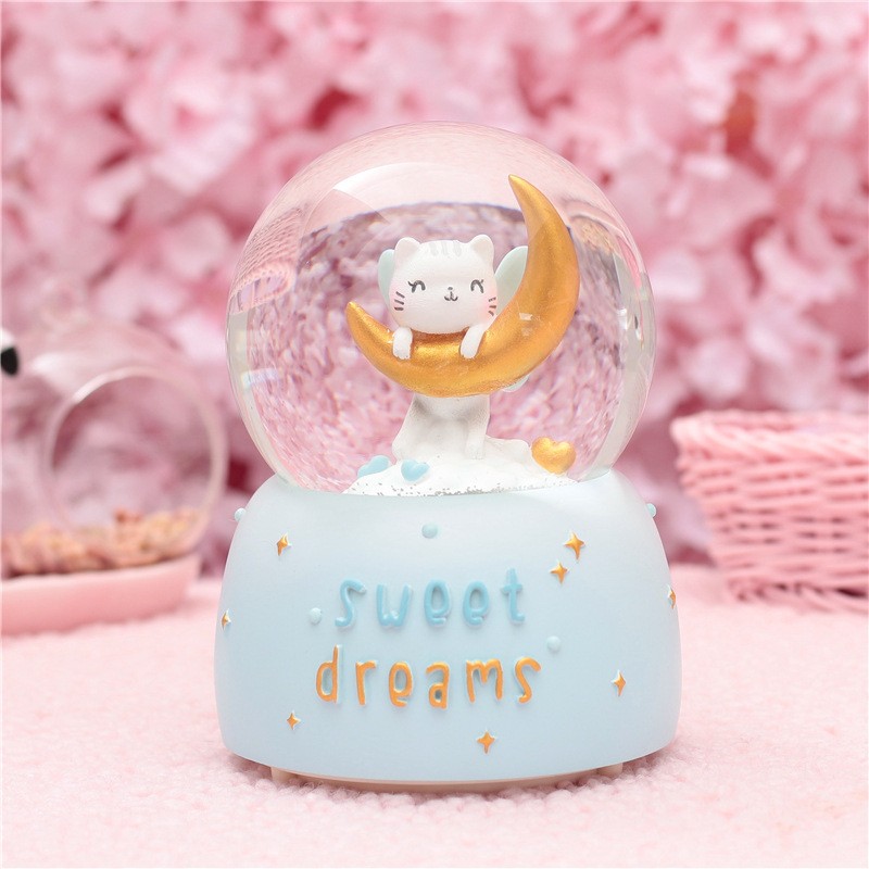 Eight sound glass presents