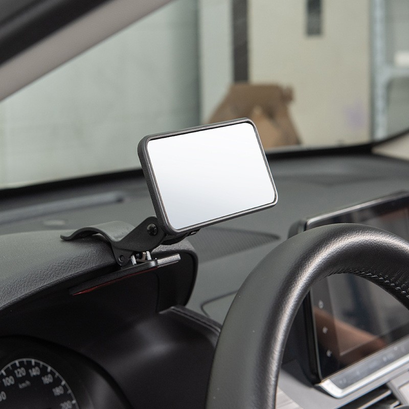 360-degree Rotation Of Rearview Mirror In Baby's Car