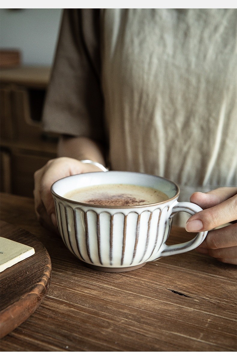 Giessen Retro Cup American Relief Cup Mug