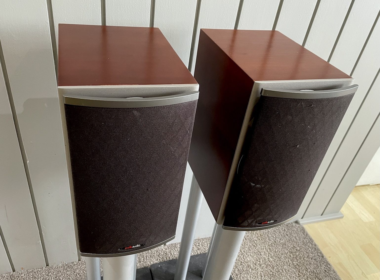 Polk Audio RTi4 Bookshelf speakers