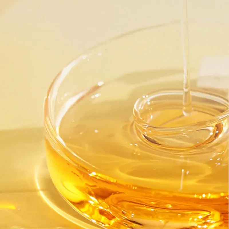 Soft Hair Care Essential Oil To Improve Dry And Frizz