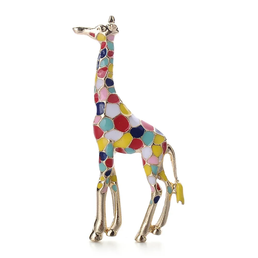Giraffe brooch pin