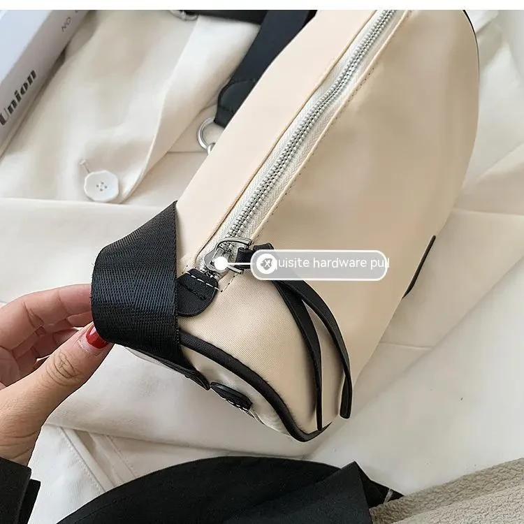 Popular Lightweight Women's New Fashion Sports One-shoulder Messenger Bag