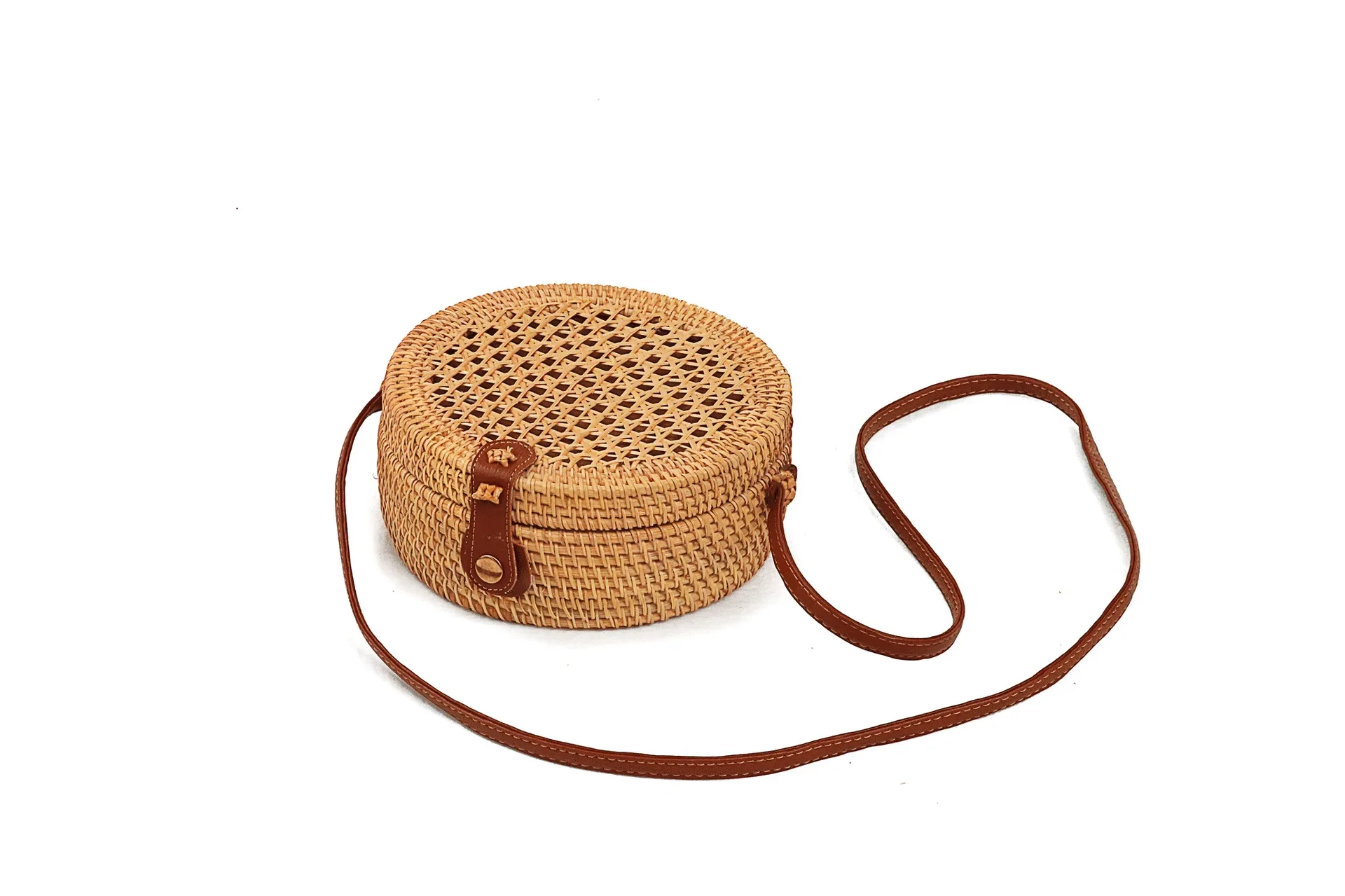 Vintage literary hand-woven leather buckle bag