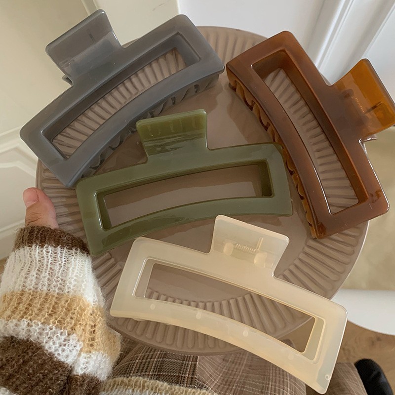 13cm Oversized Hair Clip  Simple & Versatile Hair Accessory for Girls