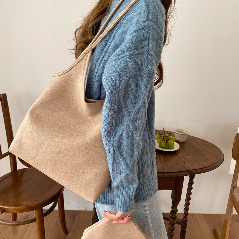 Solid Color Lightweight Pu Soft Leather Hand Bag