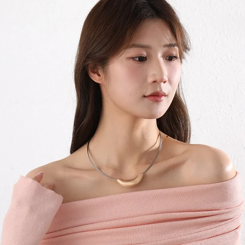 Fashion Special-interest Women's Alloy Choker