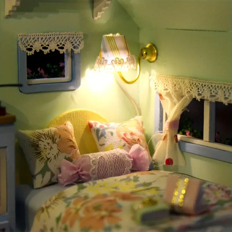 Miniature Dollhouse Wooden Craft 3D Puzzle DIY Small House Kit for Making Room Toys