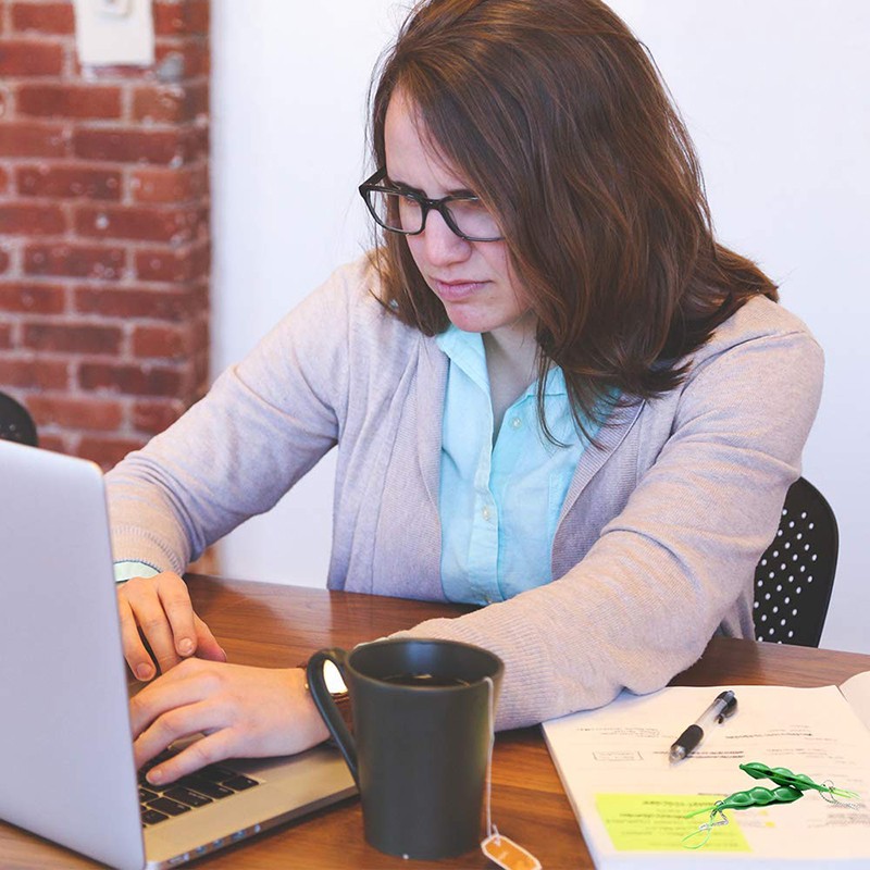 2Pcs Peapod Fidget Toy Squeeze Bean Edamame Pea Keychain Keyring