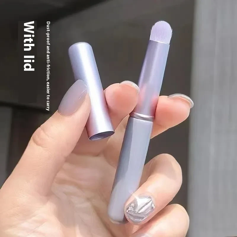 Mini Round Lip Brush