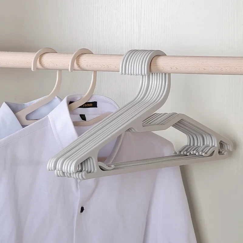 Plastic Seamless Clothes Hanger For Clothes Hanging Clothes Rack