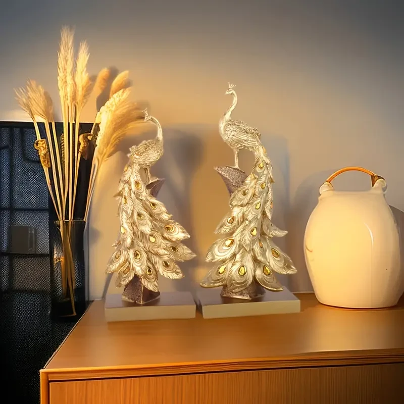 1pc Luxury Fashionable Resin Golden Peacock Figurine