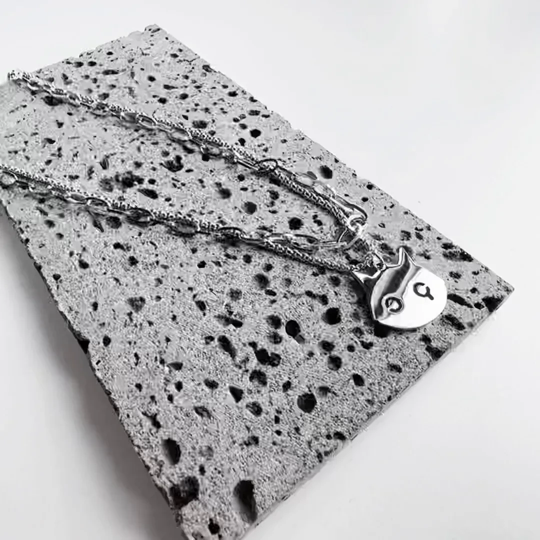 Cute Crying Cat Pendant Necklace