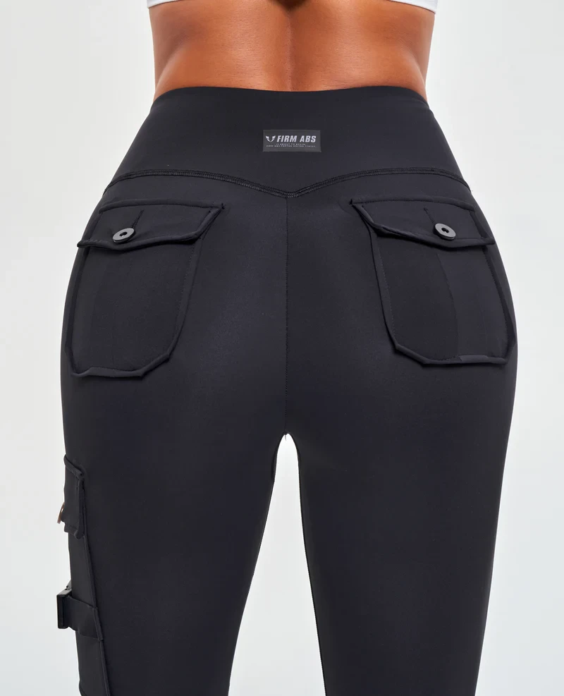 CARGO FITNESS LEGGINGS - BLACK