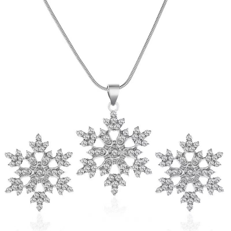 Zircon Snowflake Necklace