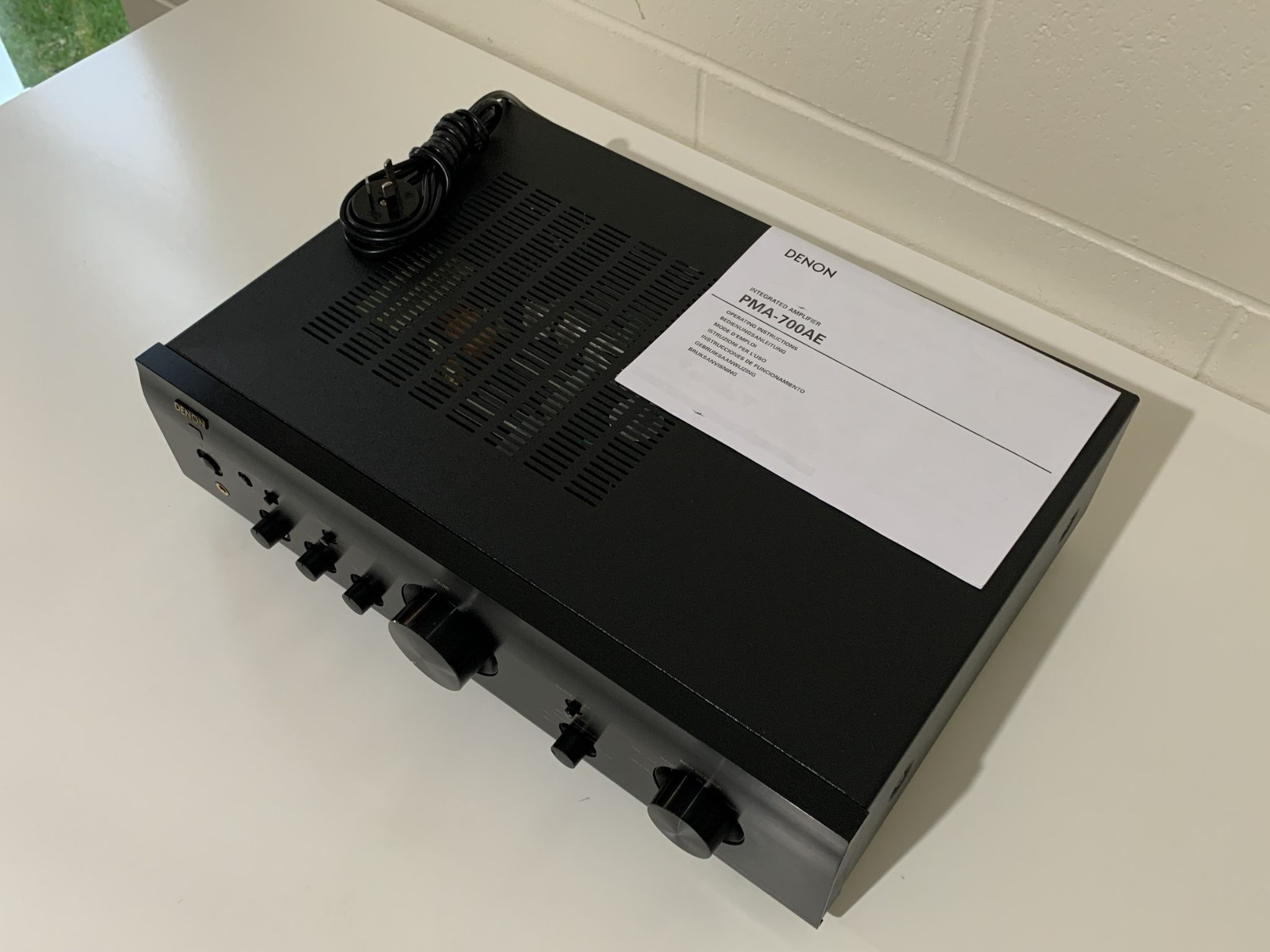 Denon PMA-700AE Audiophile Stereo Amplifier - Made in Japan