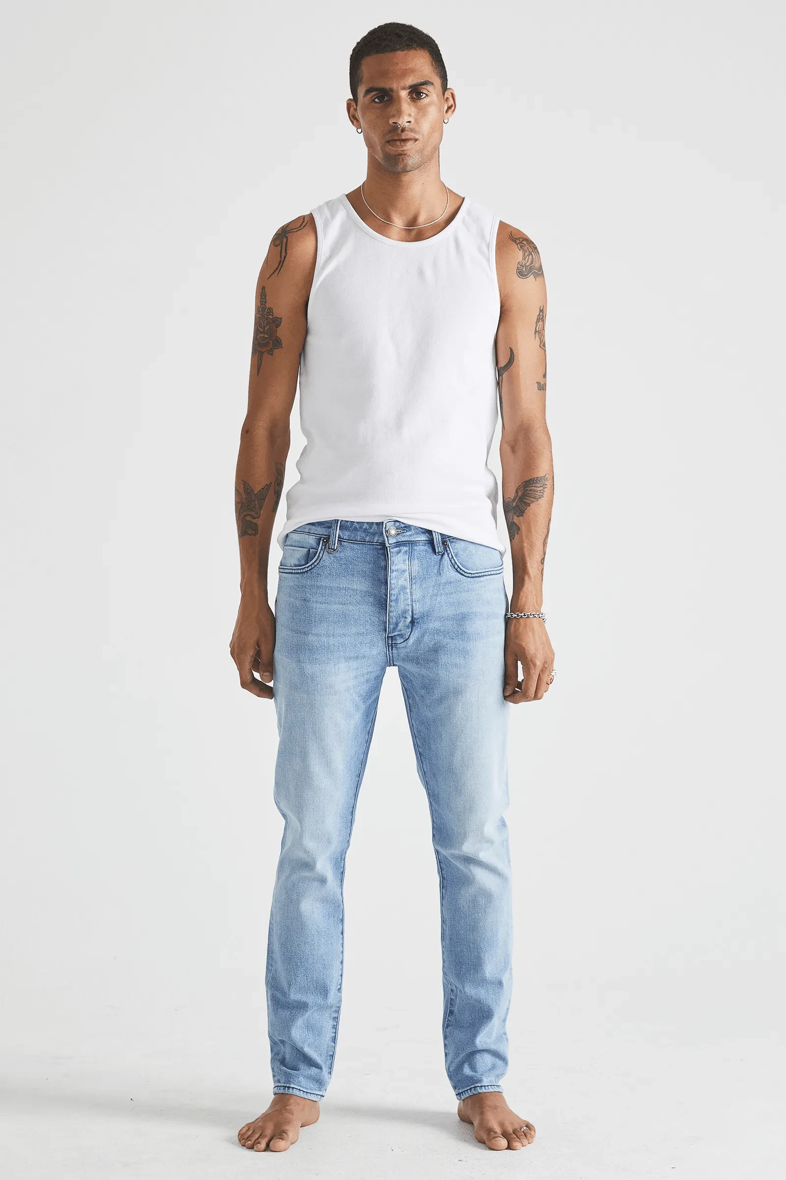 Men Neuw Ray Tapered Jeans