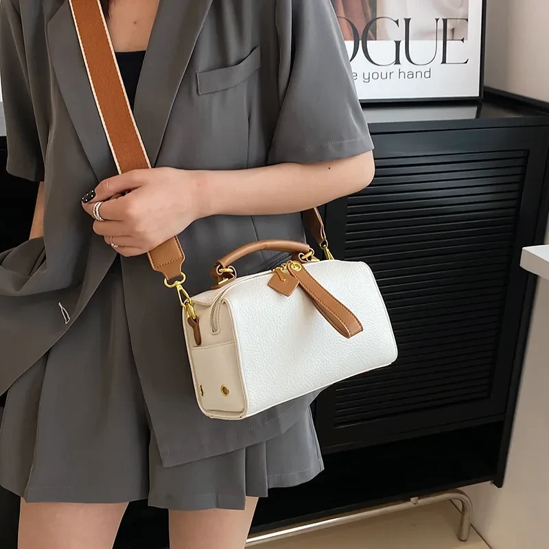 Summer All-matching Shoulder Messenger Texture Popular Hot-selling Product Hand Holding Pillow Bag