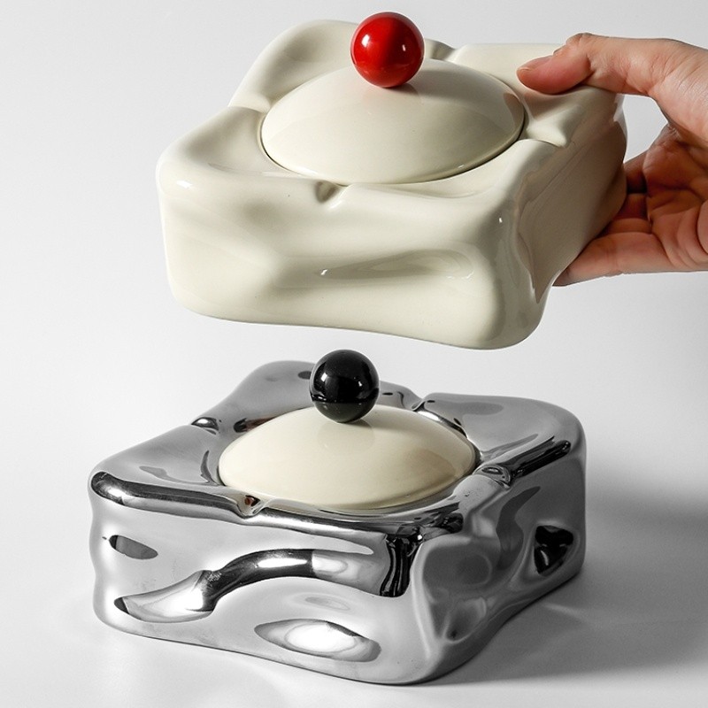 Light Luxury Ashtray Ceramic With Lid Prevent Fly Ash Home Living Room