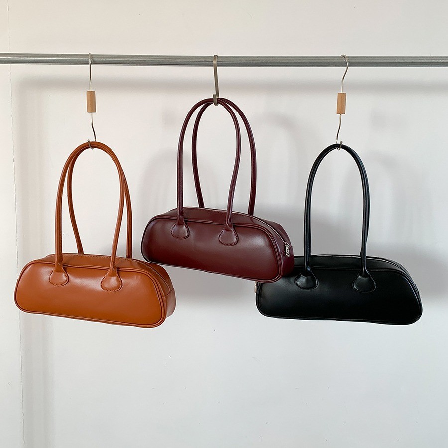 All-match Niche Oval Baguette Underarm Bag