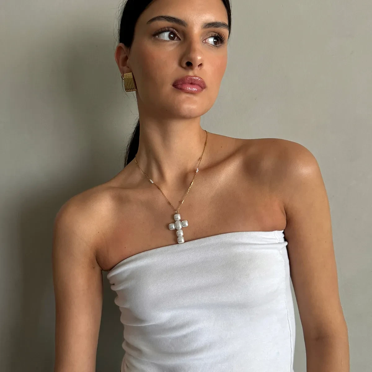 French Cross Pearl Pendant Necklace, Fresh And Simple Fashion Collarbone Chain Women's Stainless Steel Sweater Chain