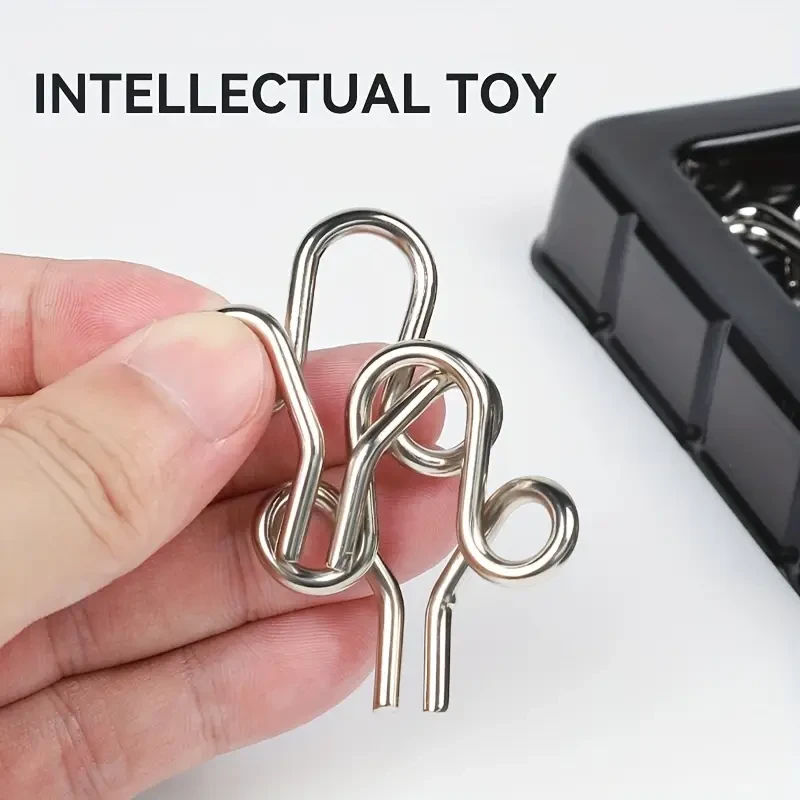 A Set of 50pcs Intellectual Toys for Unlocking