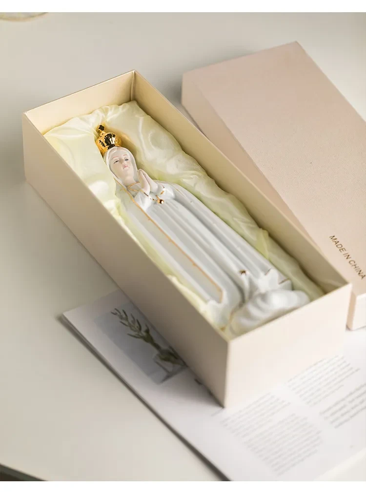 Church Family Statue Ceramic Ceremony Ornament Decoration