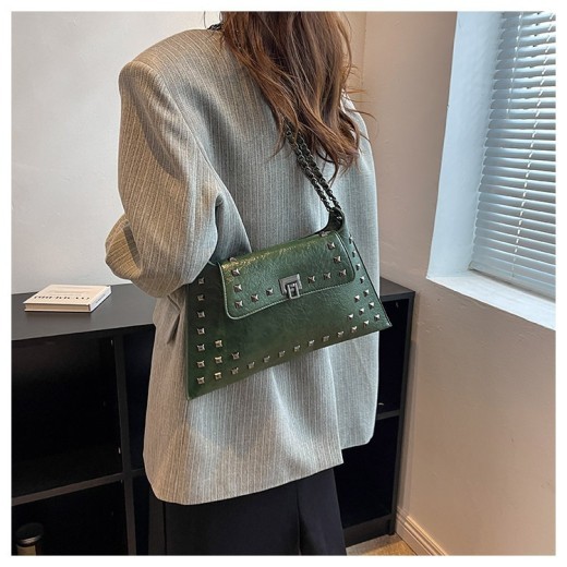 Rivet Bag Envelope Chain Crossbody