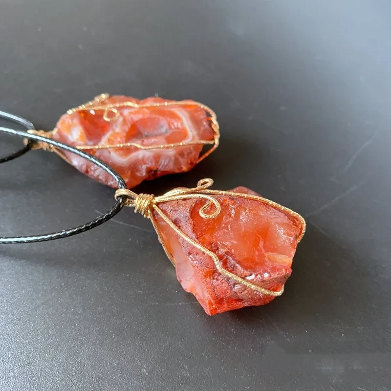 Natural Red Agate Winding Pendant Irregular Agate Stone Necklace Cross Border Hot Sale