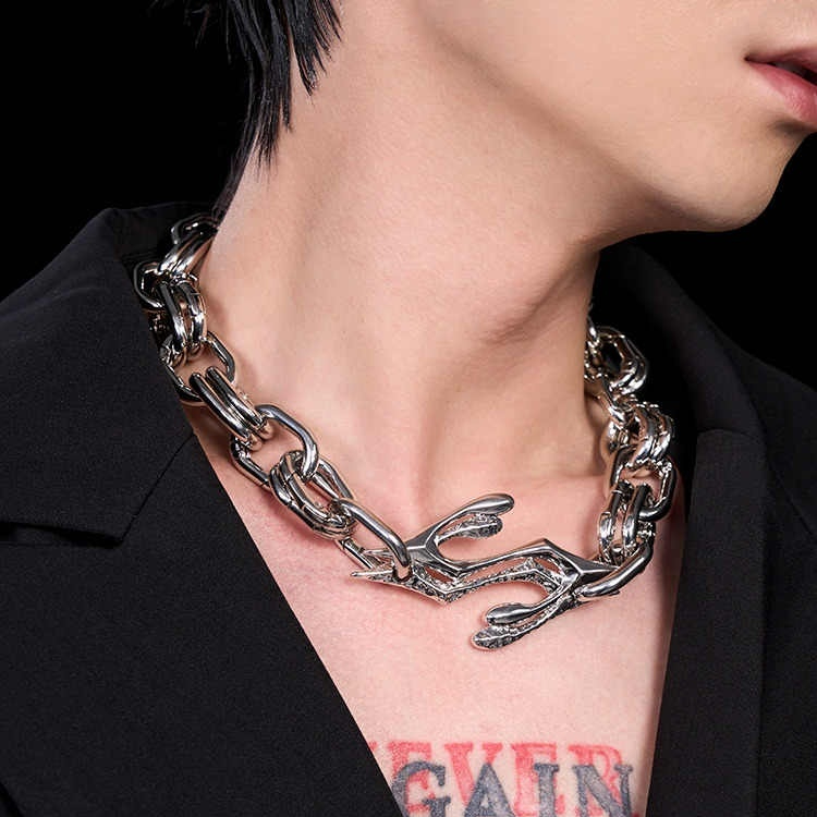 Niche Titanium Steel Necklace Men's And Women's High-grade Double Ring Clavicle Chain