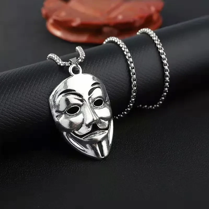 Personality Pendant Male And Female Student Pendant Necklace Mask