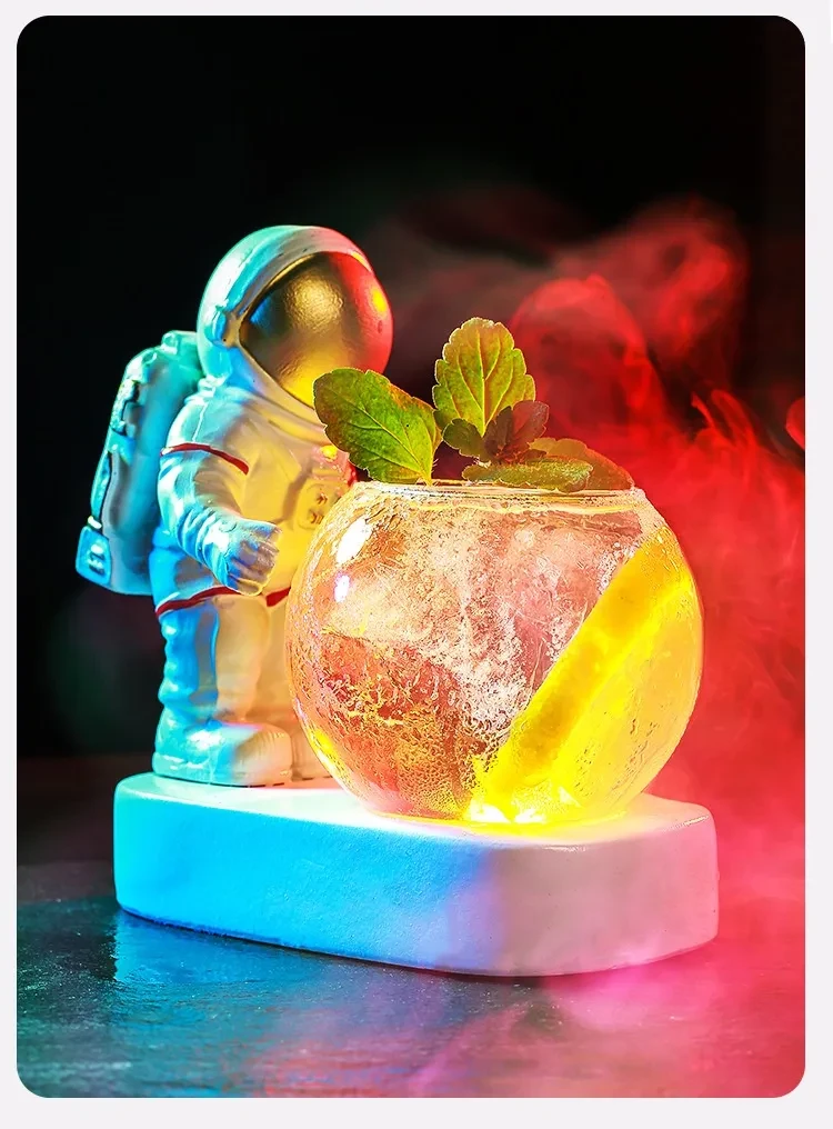 Creative Cocktail Glass Astronaut Spaceman