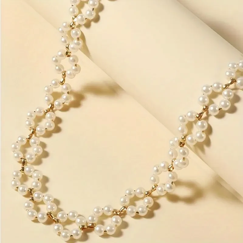 Elegant Vintage-Inspired Faux Pearl
