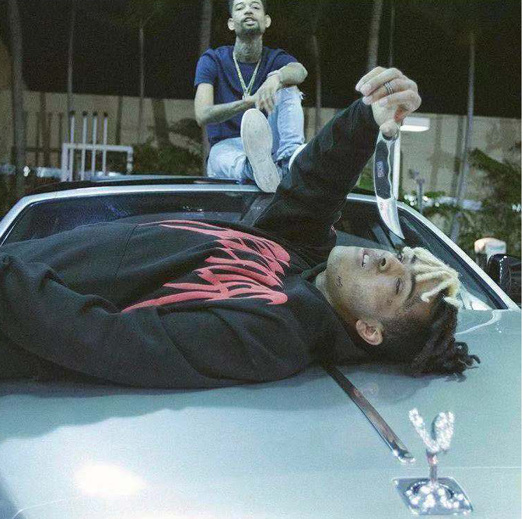 Hoodie and Sweater Xxxtentacion Same Paragraph