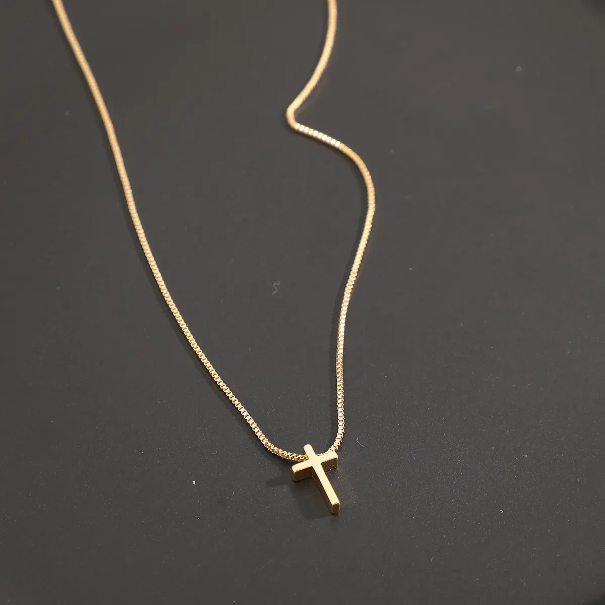 Women's Simple Cross Pendant Necklace