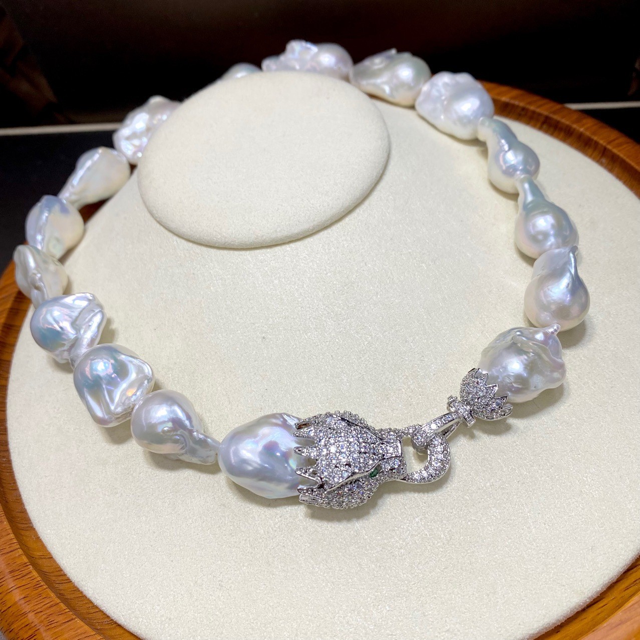 Natural Large Particle Baroque Freshwater Pearl Necklace For Women