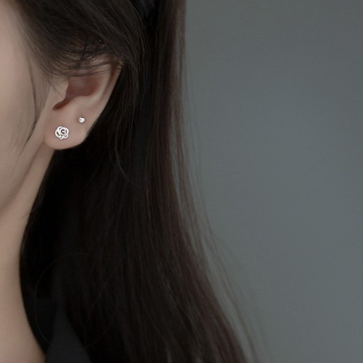 Silver Gift Giving Petite Rose Stud Earrings