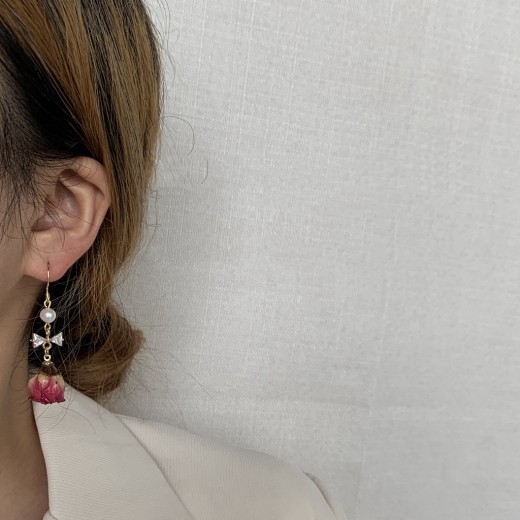 Silver Needle Vintage Hong Kong Air-dried Rose Earrings